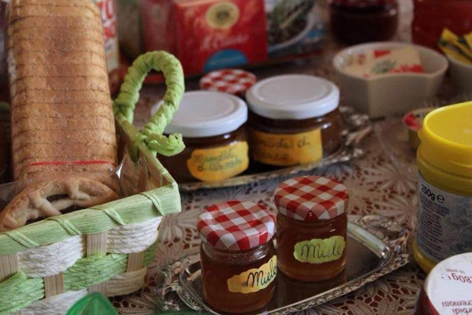 Bed and Breakfast Il Melarancio Pescia Romana Zewnętrze zdjęcie